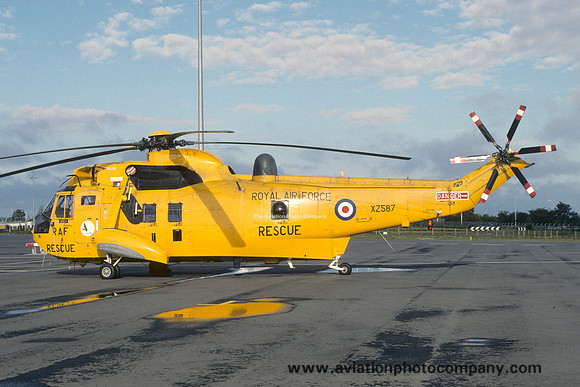 RAF 202 Squadron Westland Sea King HAR.3 XZ587 (1994)