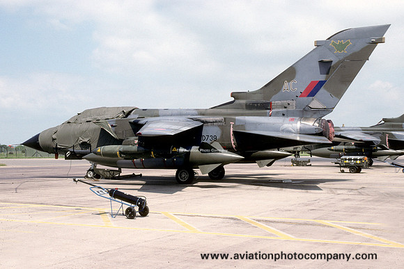 RAF 9 Squadron Panavia Tornado GR.1 ZD739/AC (1995)