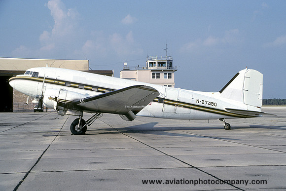 Air Cargo America Douglas C-47A Skytrain N3749Q (1984)