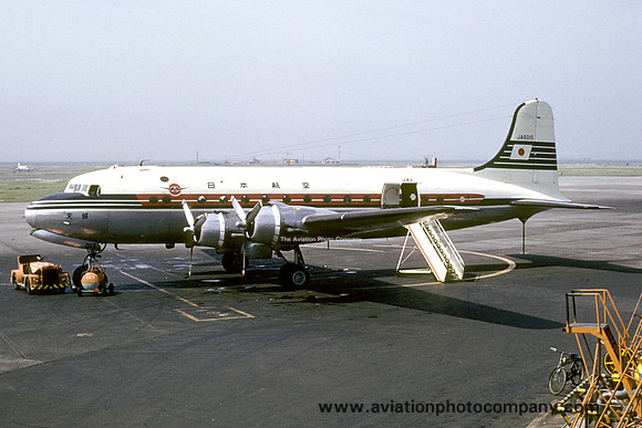 Japan Airlines Douglas C-54E JA6015 (1961)
