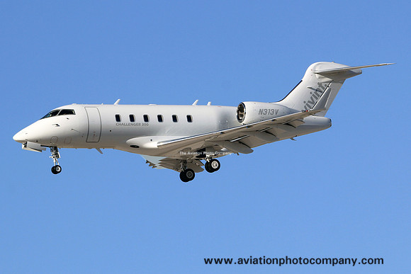 Vivint Bombardier BD-100 Challenger 300 N313V at Las Vegas IAP (2014)