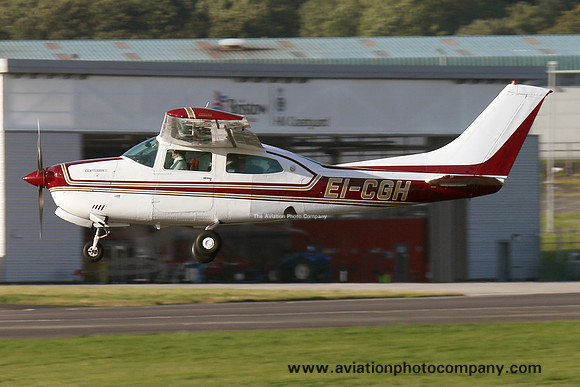 Cessna 210 Centurion EI-CGH at Prestwick (2016)