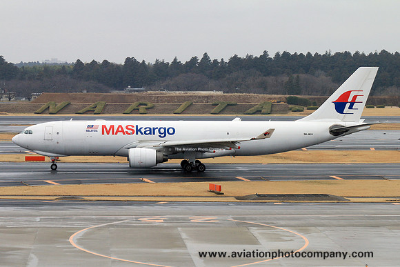 MASkargo Airbus A330-200F 9M-MUA at Tokyo Narita (2015)