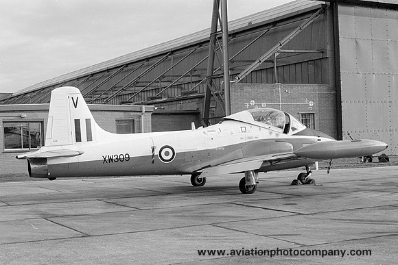 RAF 6 Flying Training School Hunting Jet Provost T.5 XW309 at RAF Lossiemouth (1983)