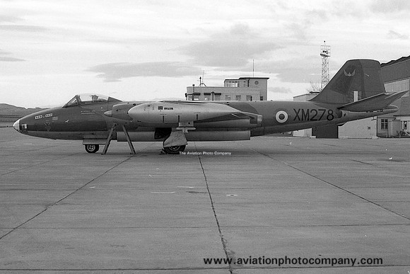 RAF 14 Squadron English Electric Canberra B(I).8 XM278 (1969)