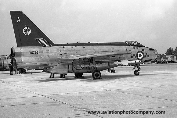 RAF 92 Squadron English Electric Lightning F.2A XN793/A