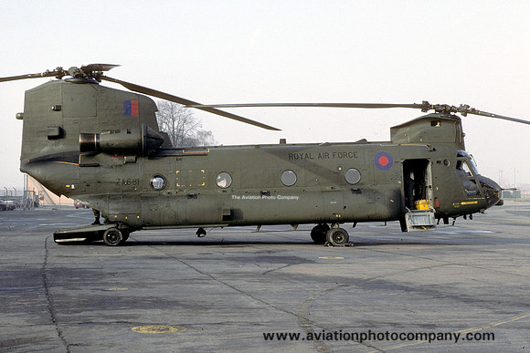 RAF 27 Squadron Vertol H-47 Chinook HC.2 ZA681 (1995)