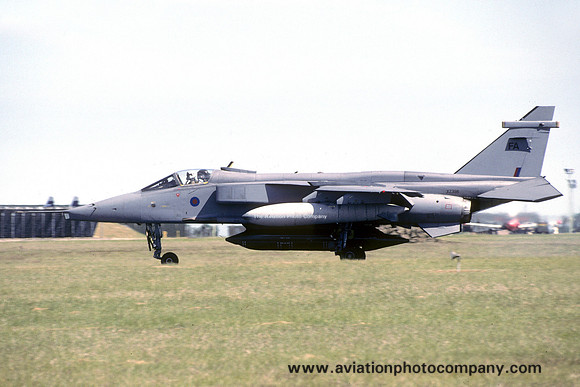 RAF Sepecat Jaguar GR.1 XZ398/FA (1995)