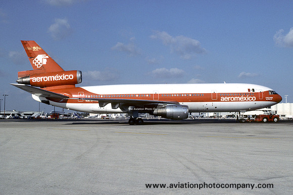 Aeromexico Douglas DC-10-30 N3878P (1985)