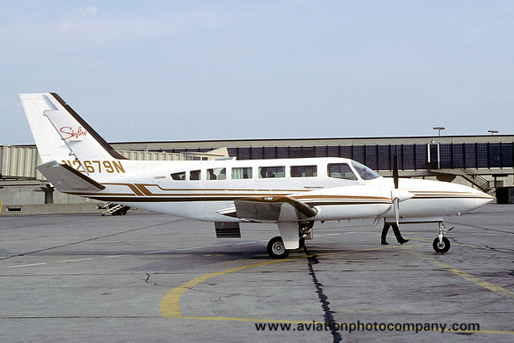 Skyline Cessna 404 N2679N (1980)