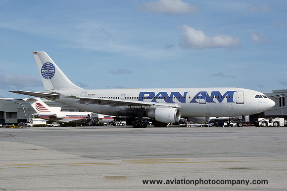 Pan American Airways Airbus A300B4-203 N205PA (1985)