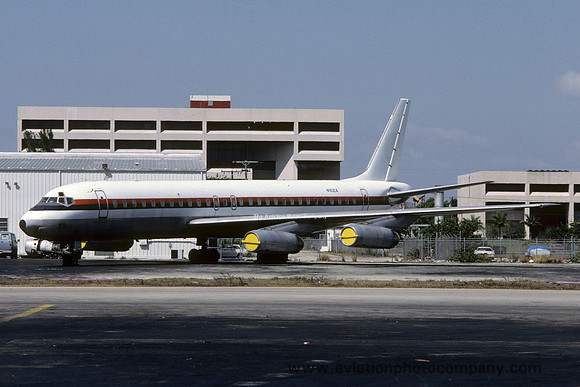 Douglas DC-8-62 N163CA (1985)