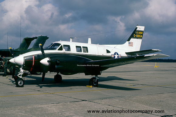 US Army Beech U-21A Ute 67-18054 (1986)