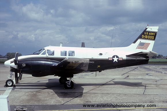 US Army 7th Signals Brigade Beech EU-21A Ute 66-18000 (1986)