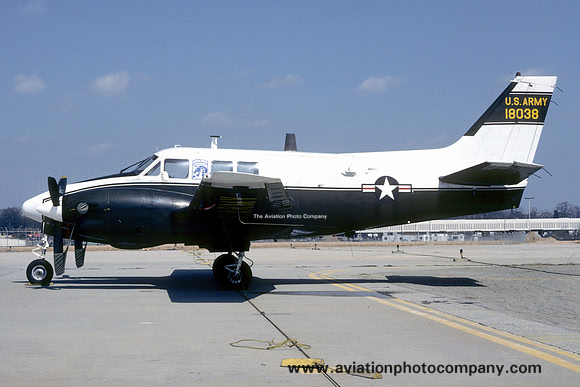 US Army Airborne Command Beech U-21A Ute 66-18038 (1986)