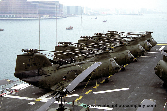 US Marines HMM-268 Vertol CH-46E Sea Knight 154805/YQ-03 (1986)