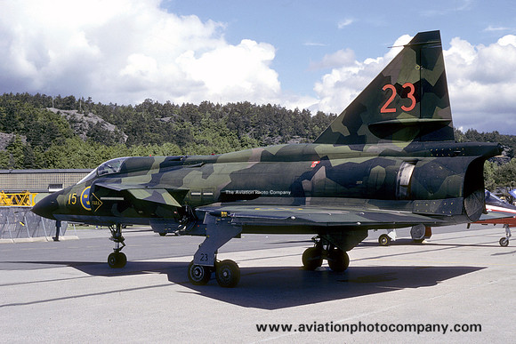Swedish Air Force F15 SAAB AJ-37 Viggen 37078/23 (1986)