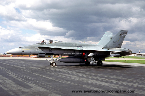 Canadian Air Force 441 Squadron McDonnell Douglas CF-188 Hornet 188771 (1989)