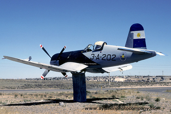 Argentinian Navy Curtiss F4U Corsair 3-A-202 (1987)