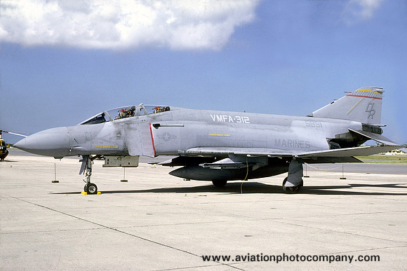 US Marines VMFA-312 McDonnell F-4S Phantom 155891/DR-09 (1985)