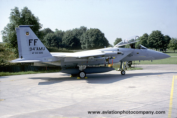 USAF 1 TFW 94 TFS McDonnell Douglas F-15C Eagle 83-0015/FF (1986)