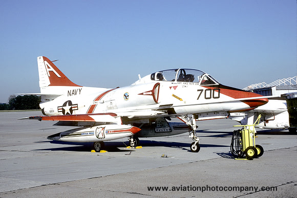 US Navy CTW-1 Douglas TA-4J Skyhawk 158131/A-700 (1986)