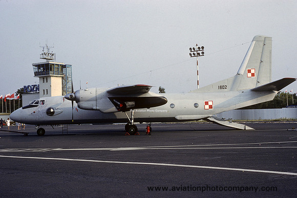 Polish Air Force Antonov An-26 1602 (1989)