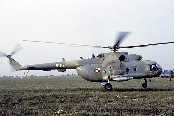 Polish Air Force Mil Mi-8 605 (1989)