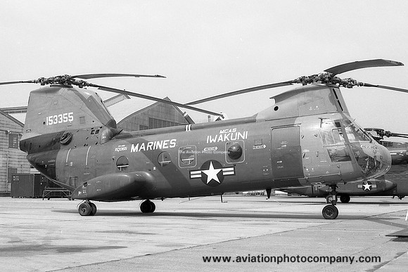 US Marines Iwakuni Vertol CH-46D Sea Knight 153355 (1973)
