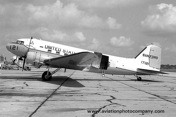 US Navy Sanford Douglas C-47H Skytrain 17121 (1966)