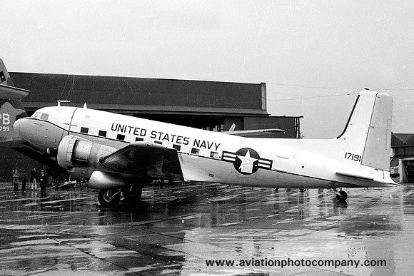 US Navy Mildenhall Douglas C-117D Skytrain 17191 (1969)
