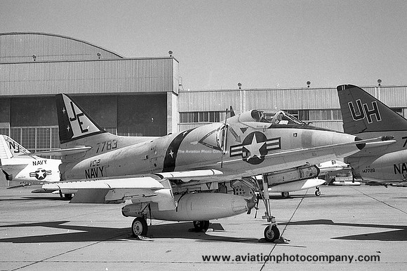 US Navy VC-2 Douglas A-4C Skyhawk 147783/JE-13 (1973)
