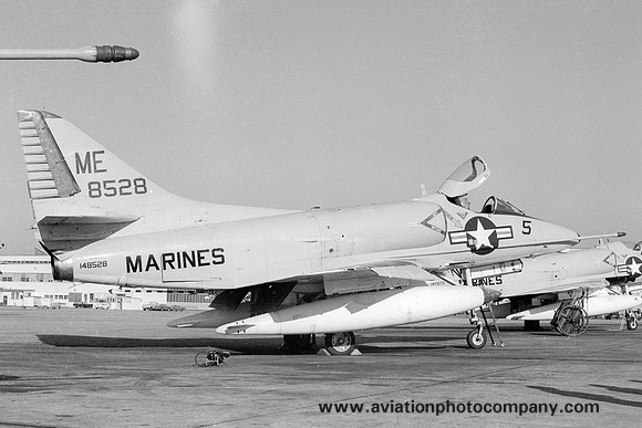 US Marines VMA-133 Douglas A-4C Skyhawk 148528/ME-5 (1973)