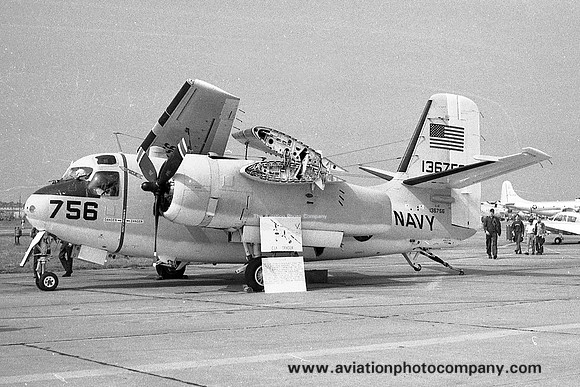 US Navy Mildenhall Grumman C-1A Trader 136756 (1970)