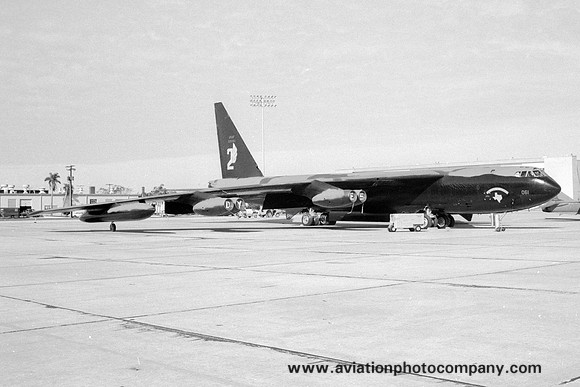USAF Boeing B-52D Stratofortress 56-0061 (1971)