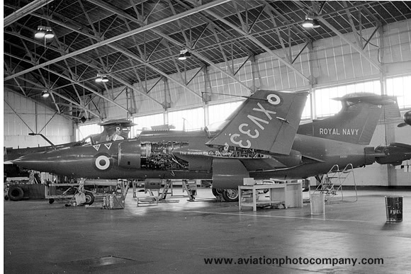 Royal Navy Blackburn Buccaneer S.2 XV337 (1972)