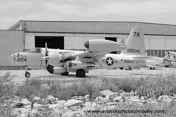 US Navy NAR Olathe Lockheed SP-2E Neptune 128345/7K (1968)