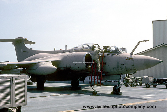 RAF Blackburn Buccaneer S.2 XV352/U during Operation Granby at Muharraq Airbase (1991)