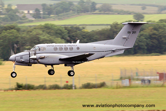 US Army Beechcraft C-12V 10-00261 at Prestwick (2013)