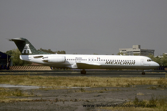 Mexicana Fokker 100 PH-JXW (2000)