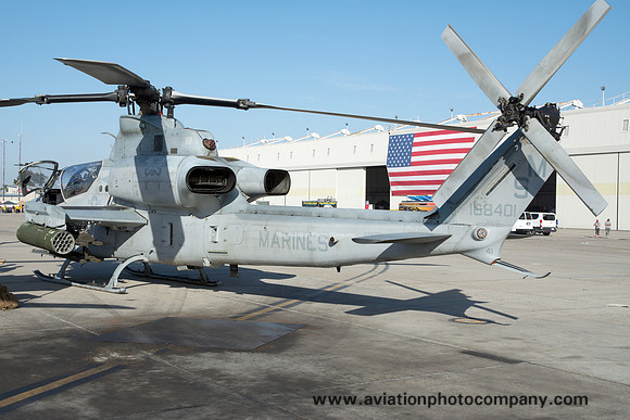 US Marines HMLA-369 Bell AH-1Z Viper 168401/SM-41 at the Miramar Air Show (2016)