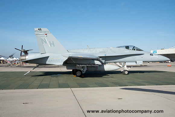 US Marines VMFA-323 McDonnell Douglas F/A-18C Hornet 164701/NH-411 at the Miramar Air Show (2016)
