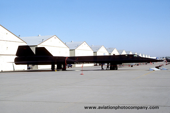 USAF 9 SRW Lockheed SR-71A Blackbird 61-7964 at Beale AFB (1986)