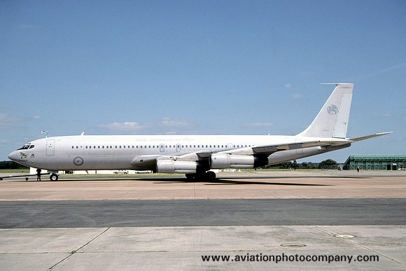 RAAF 33 Squadron Boeing 707-368C A20-261 (2006)