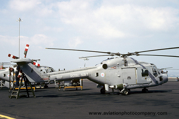 Royal Navy 815 Squadron Westland Lynx HAS.3S XZ237/BZ330 (1995)