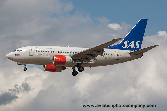 SAS Scandinavia Airlines Boeing 737-600 LN-RPT (2015)