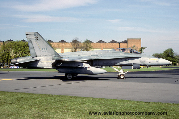 Canadian Air Force 409 Squadron McDonnell Douglas CF-118 Hornet 188758 (1990)