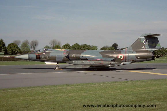 Italian Air Force 36 Stormo Lockheed F-104S Starfighter MM6826/36-01 (1990)