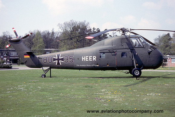 West German Army Sikorsky H-34G 80+35 displayed at  Bentlage (1990)