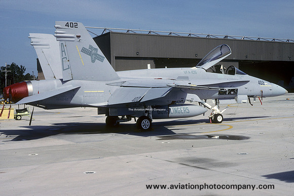 US Navy VFA-105 McDonnell Douglas F/A-18C Hornet 164242/AC-405 (1991)